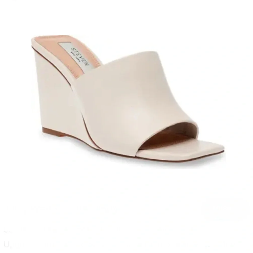 Steven By Steve Madden details care